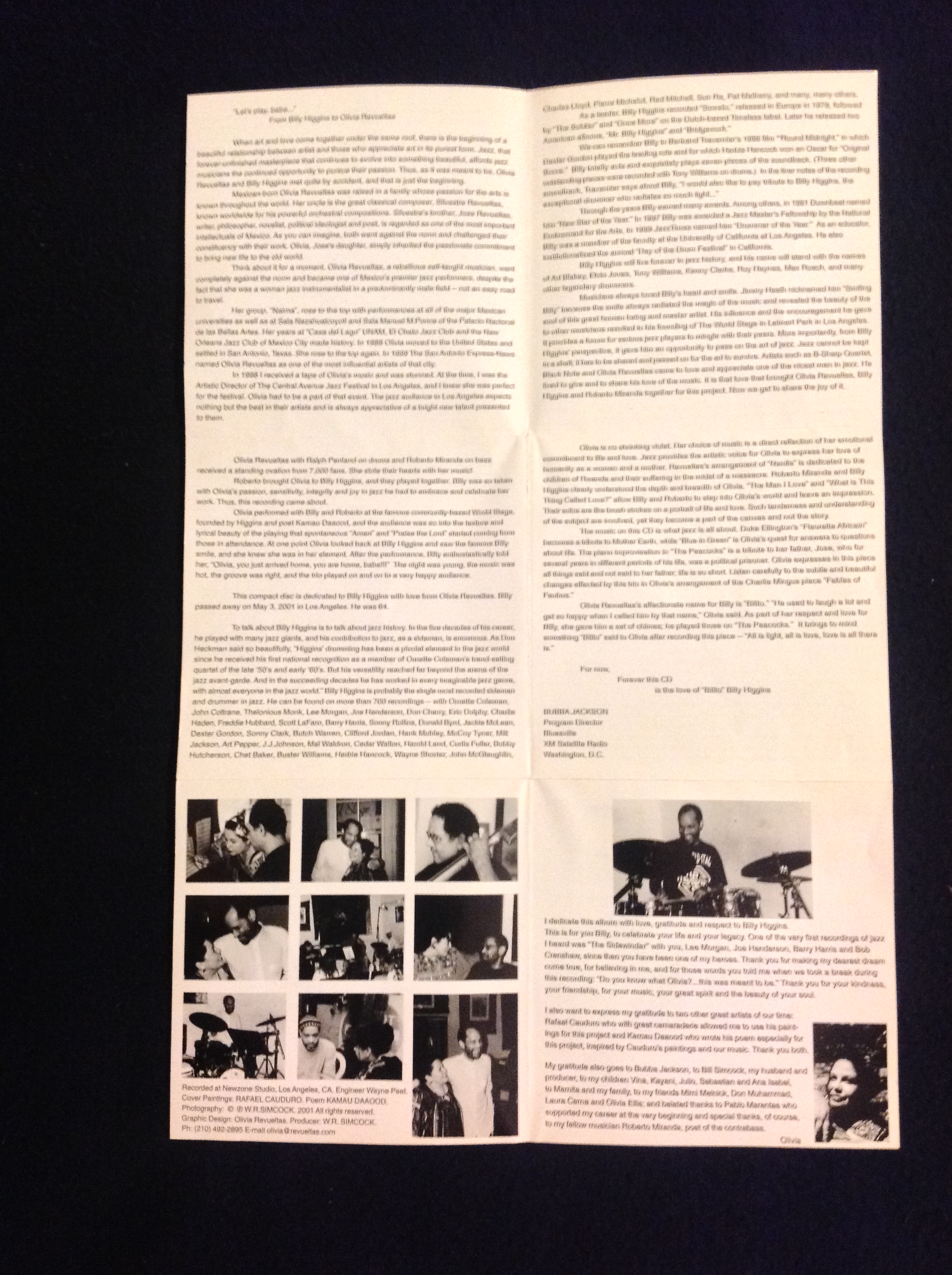 OLIVIA REVUELTAS FOTO 4