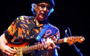 RY COODER (FOTO 1)