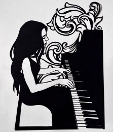 AFTER HOURS (FOTO 1)