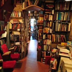 SHAKESPEARE &amp; COMPANY (FOTO 3)