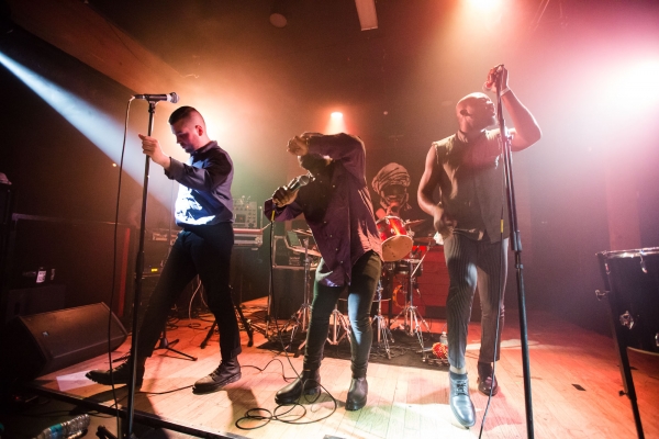 YOUNG FATHERS FOTO 2