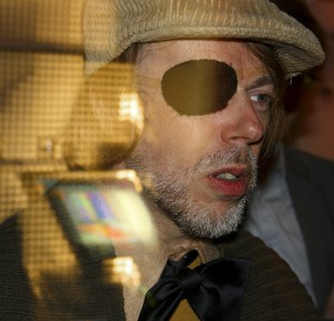 MOMUS FOTO 1