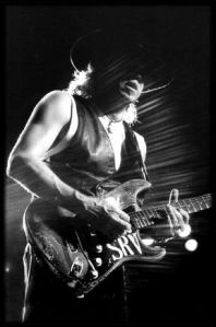 STEVE RAY VAUGHAN (FOTO 2)