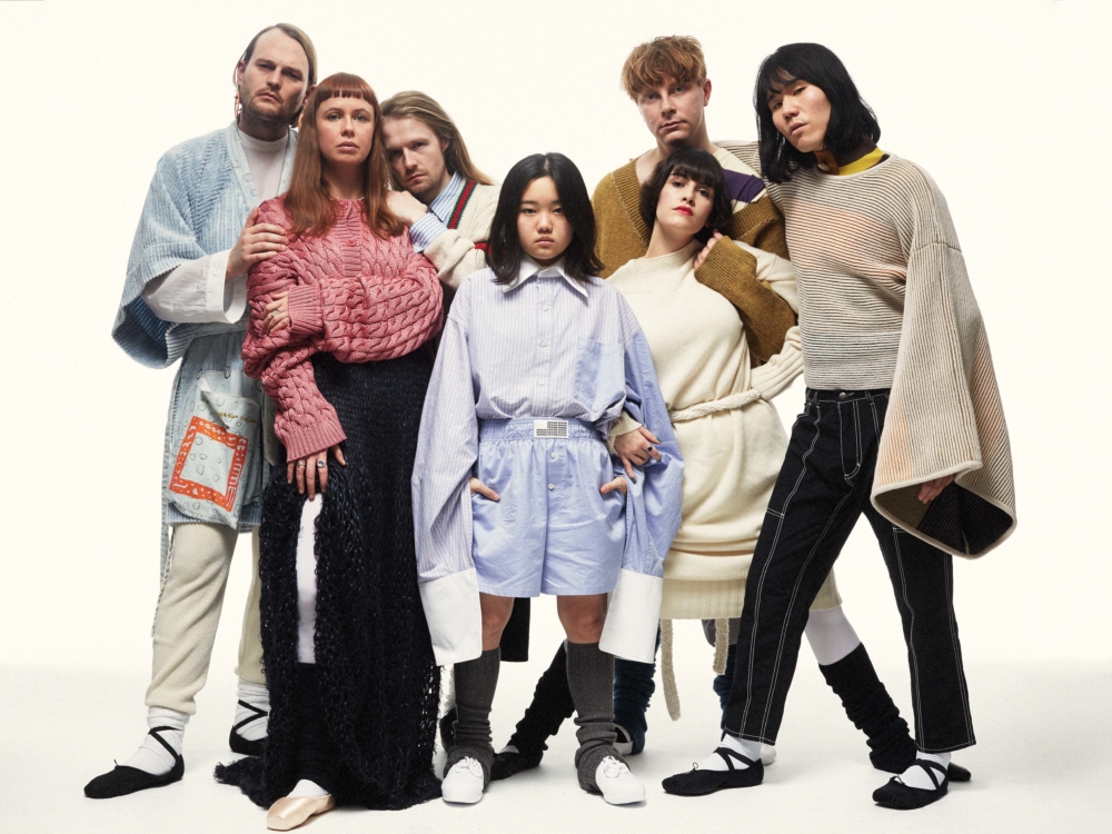 SUPERORGANISM (FOTO 1)