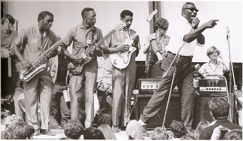 HOWLIN' WOLF (FOTO 2)