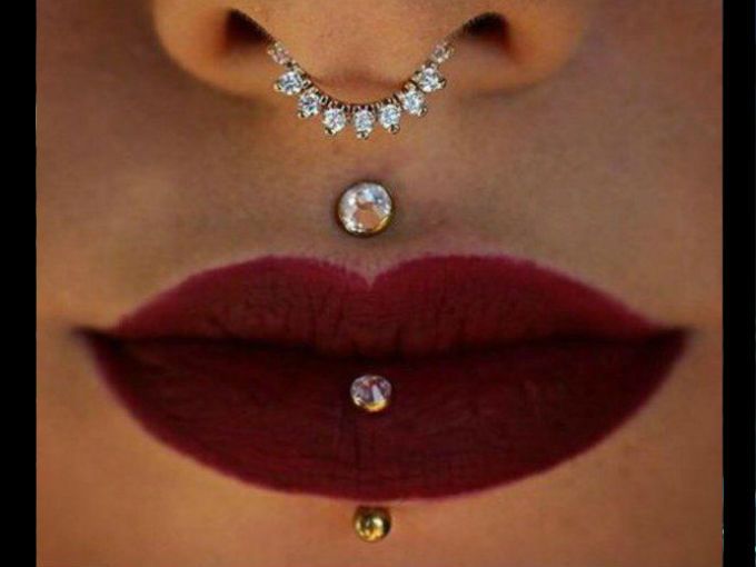PIERCING (FOTO 1)