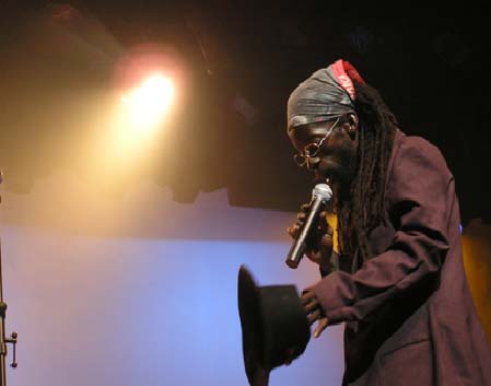 POESÍA DUB (FOTO 1)