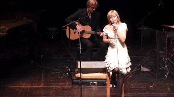 SILJE NERGAARD (FOTO 3)