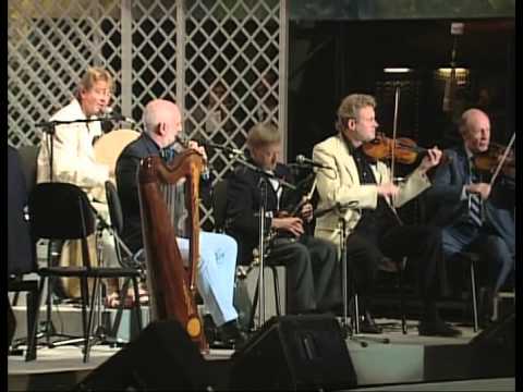 THE LONG BLACK VEIL (FOTO 3)