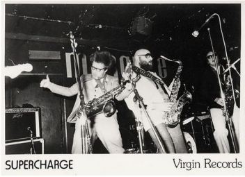 SUPERCHARGE I (FOTO 2)