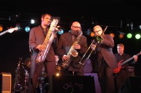 SUPERCHARGE II (FOTO 1)