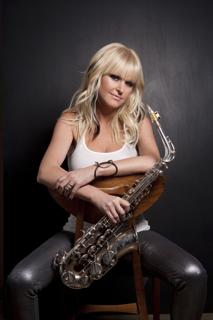 MINDI ABAIR (FOTO 1)