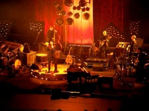 MAKE IT RAIN (FOTO 2)