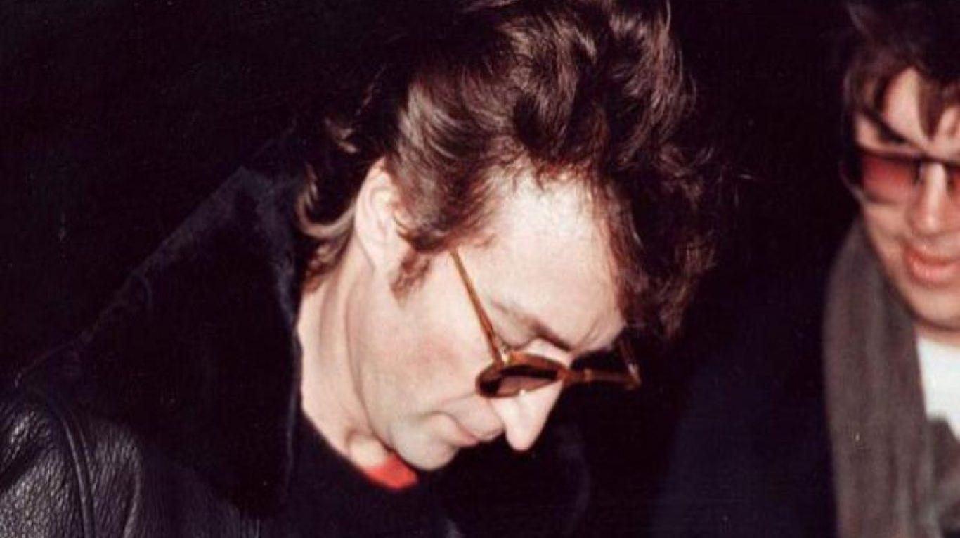 JOHN LENNON (FOTO 3)