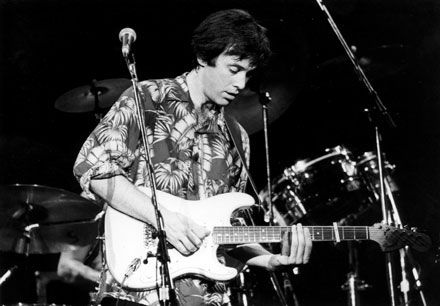 SINOPSIS 12 (FOTO 2)