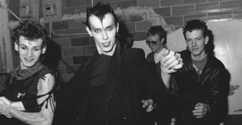 BELA LUGOSI'S DEAD (FOTO 2)