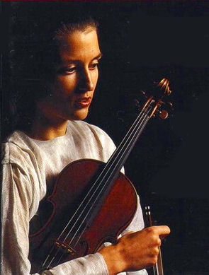 VIKTORIA MULLOVA (FOTO 1)