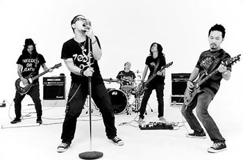 SINOPSIS 23 (FOTO 5)