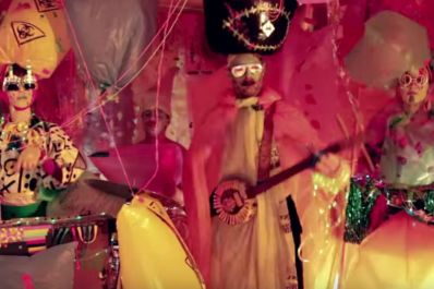 SINOPSIS 59 (FOTO 3)