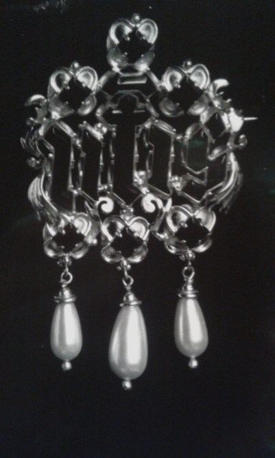 SINOPSIS 64 (FOTO 6)