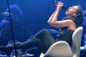 BEBEL GILBERTO (FOTO 3)