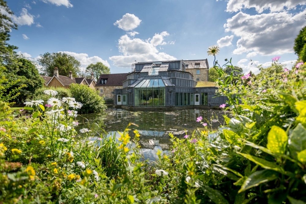 SINOPSIS 101 (FOTO 4)