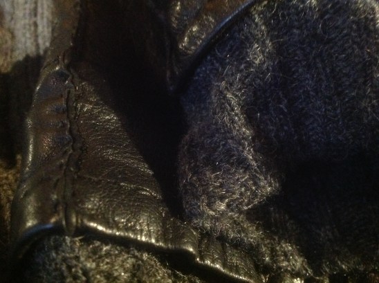 GLOVES 6 (LOST) (FOTO)