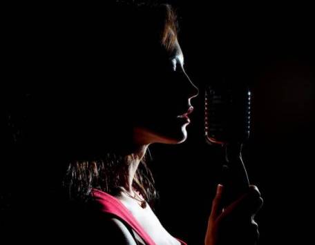 LORRAINE CANTA EL BLUES (FOTO 1)