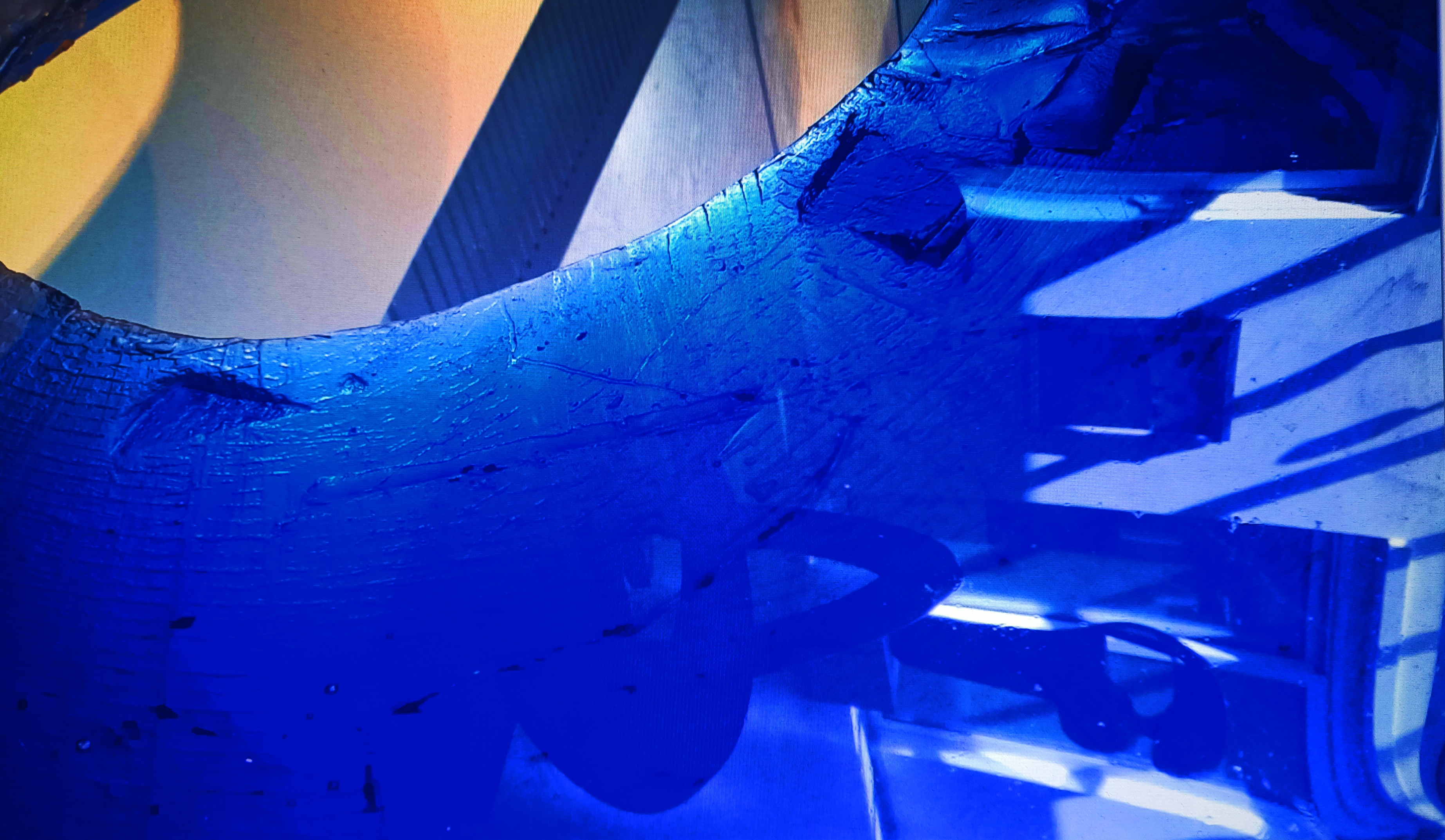 CRYSTALS 19 (OUT OF THE BLUE)