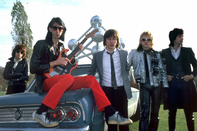 Photo of Ric OCASEK and CARS and Greg HAWKES and Elliot EASTON