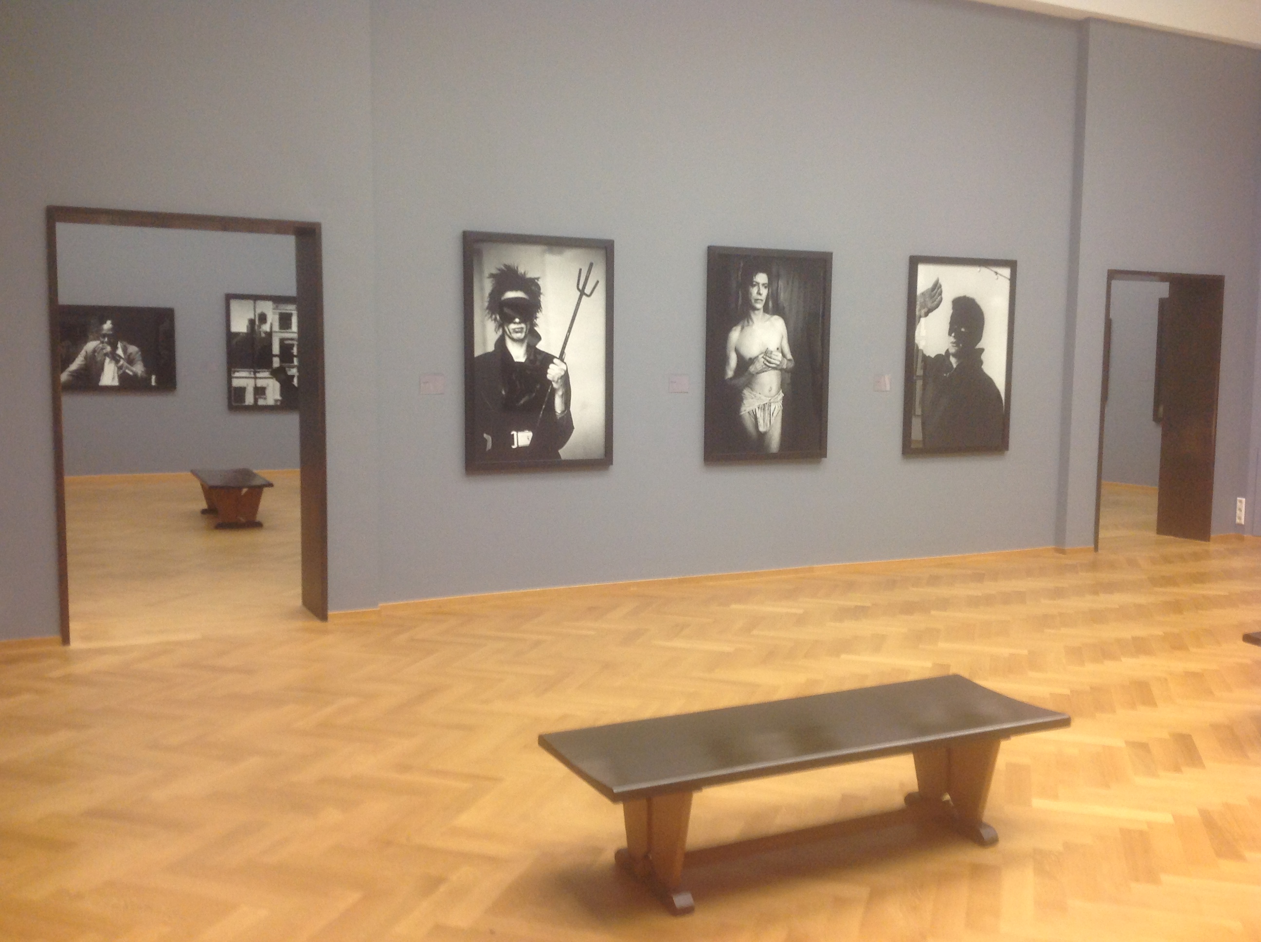 SINOPSIS 125 (FOTO 5)