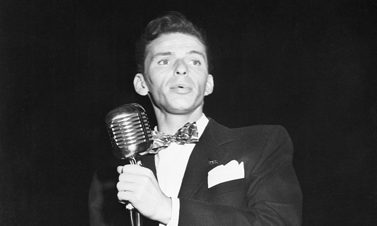 Frank Sinatra Performing