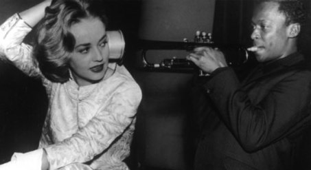 SINOPSIS 136 (FOTO 2)